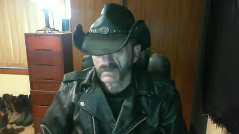 leathergreaser online show from April 16, 8:20 pm