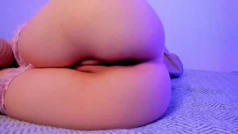 Ellie online show from November 9, 6:17 am