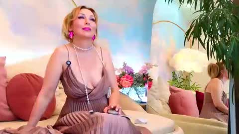 ledy mary online show from April 10, 8:46 pm