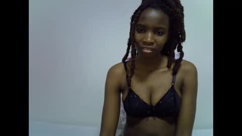 lee baby online show from May 28, 2:20 am