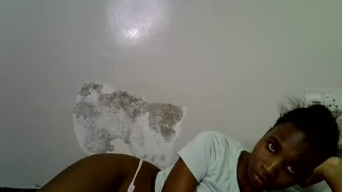 lee baby online show from April 3, 7:32 pm