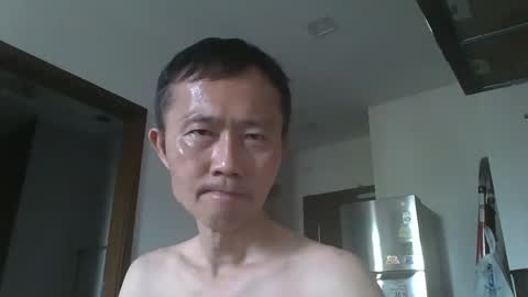 Snapshot of leeminhao chatting on October 19, 1:43 am leeminhao online show from October 19, 1:43 am