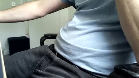 leffe84 online show from April 27, 11:41 am