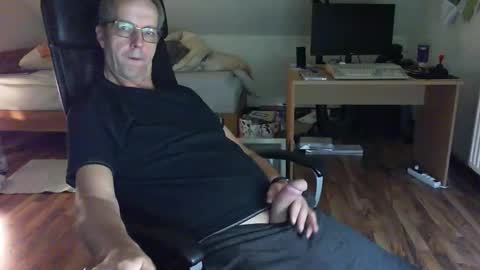 Dave online show from December 3, 10:34 pm