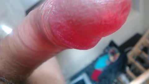 Snapshot of legstrong chatting on February 14, 10:07 am legstrong online show from February 14, 10:07 am