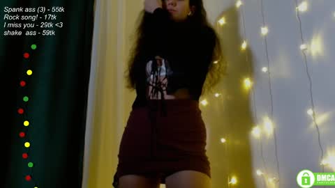 hey Im Leia and I love rock  online show from February 9, 5:33 pm