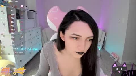 Leighla online show from October 23, 11:27 pm