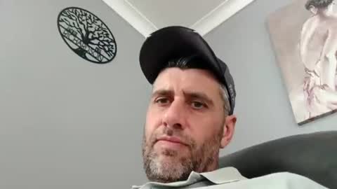 leightimmins001 online show from July 17, 12:29 pm