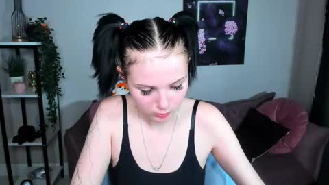 Leila online show from November 21, 5:49 am