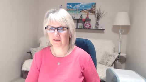 Leila Kinky online show from April 29, 1:49 pm