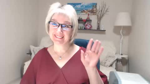 Leila Kinky online show from March 6, 1:10 pm