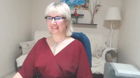 Snapshot of leilamays chatting on February 17, 1:55 pm Leila Kinky online show from February 17, 1:55 pm