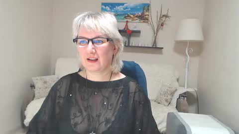Snapshot of leilamays chatting on February 14, 11:42 am Leila Kinky online show from February 14, 11:42 am