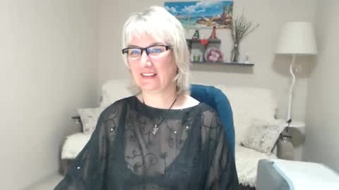 Leila Kinky online show from May 14, 6:11 am