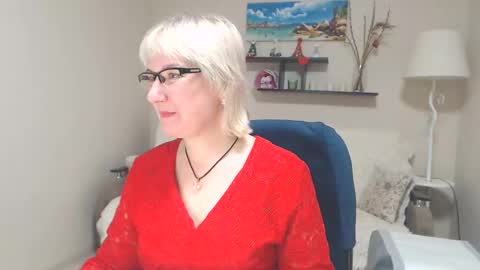 Snapshot of leilamays chatting on February 3, 11:42 am Leila Kinky online show from February 3, 11:42 am