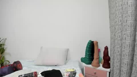 Leilamolly online show from April 13, 12:31 pm