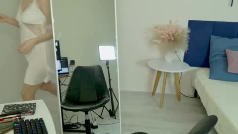 leksalove online show from October 28, 5:58 pm