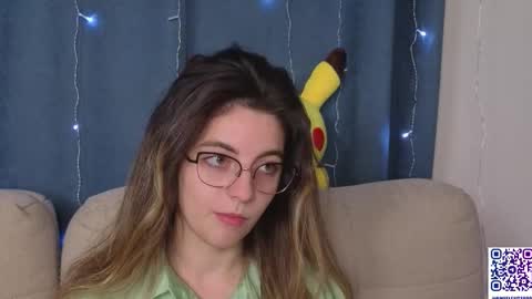 Alexandria online show from November 21, 8:51 pm