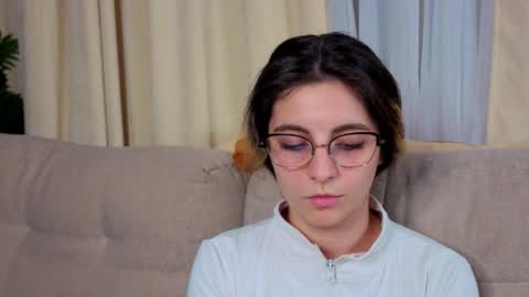 Alexandria online show from November 6, 6:44 pm