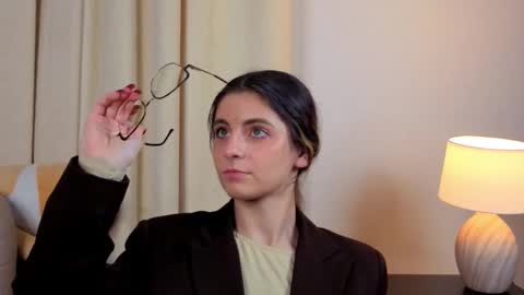 Alexandria online show from November 5, 6:21 pm