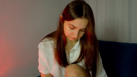 Snapshot of lelia_vibe chatting on October 19, 2:33 pm Lelia online show from October 19, 2:33 pm