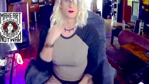 Lemon Stealing Whore online show from April 16, 8:31 pm