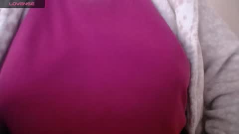 lenagolden online show from April 12, 11:47 am