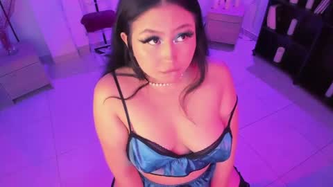 Lenna Kang online show from April 5, 11:46 pm