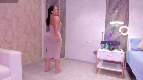 Lenathompson online show from November 29, 4:42 am