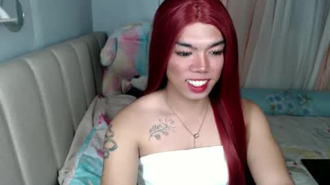 lena online show from December 12, 3:37 pm