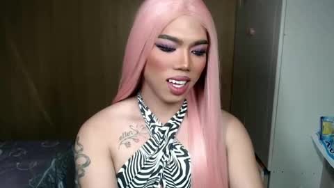 lena online show from March 10, 5:29 pm