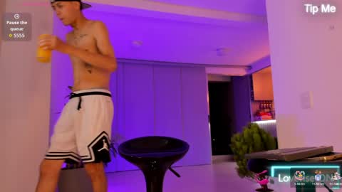 Lenner INDEPENDENT MODEL online show from April 3, 7:26 am