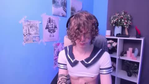 Leo online show from February 11, 10:35 pm