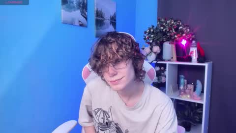 Snapshot of leo_bensyten chatting on October 16, 4:06 pm Leo online show from October 16, 4:06 pm