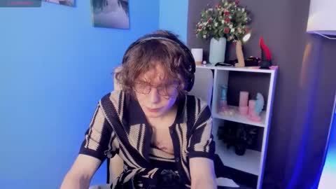 Leo online show from November 11, 11:51 pm