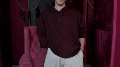 Leo online show from November 19, 3:55 pm