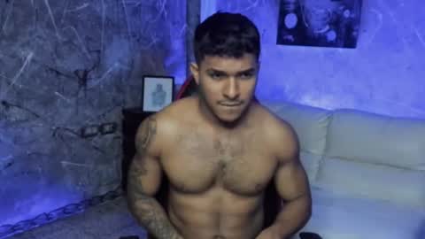 Leo independent model online show from February 20, 2:55 am