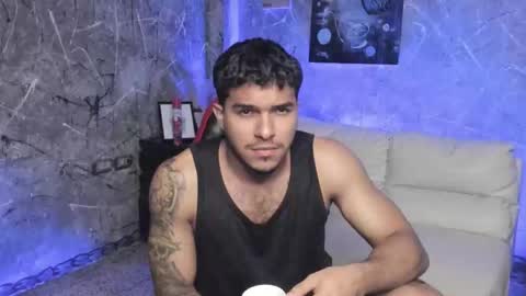 Leo independent model online show from October 27, 12:10 am