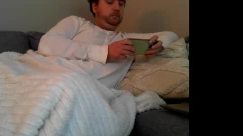 Leofromsweden online show from December 5, 8:27 am