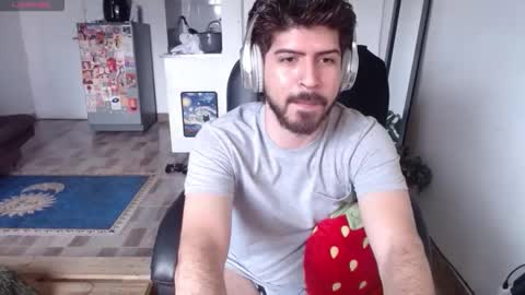 Leo  online show from April 19, 5:25 pm