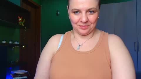 Leona tracie online show from May 23, 5:31 pm