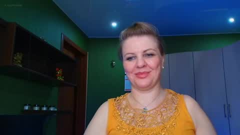 Leona tracie online show from May 31, 12:48 pm
