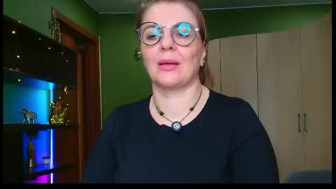 Leona tracie online show from July 5, 3:53 am