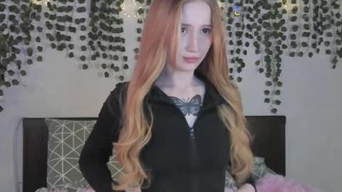Leona online show from May 18, 6:52 am