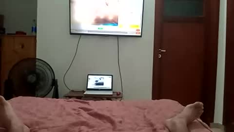 leonabostera online show from March 30, 3:50 am