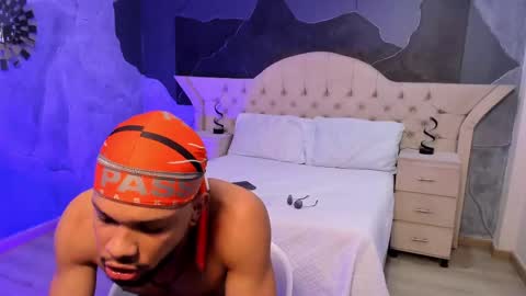 Leonard online show from February 20, 5:12 am