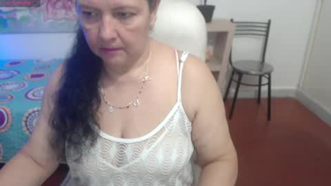 leonela   online show from February 28, 10:50 pm