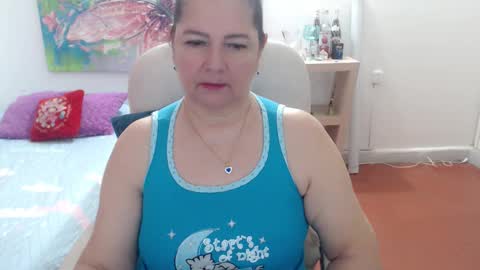 leonela   online show from March 5, 11:47 pm