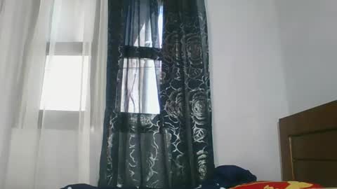 leonnida online show from April 9, 7:58 am