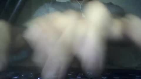 leoonel_95 online show from November 27, 5:15 am